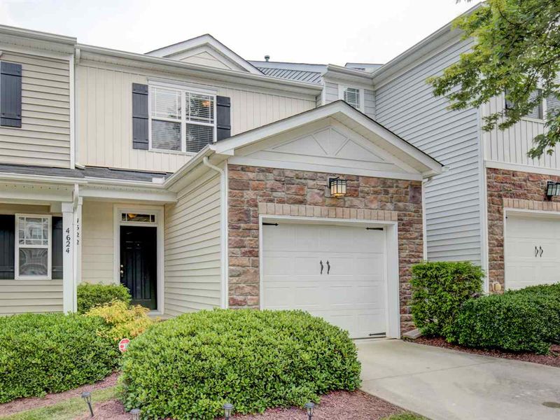 4622 Merendino St, Raleigh, NC 27606