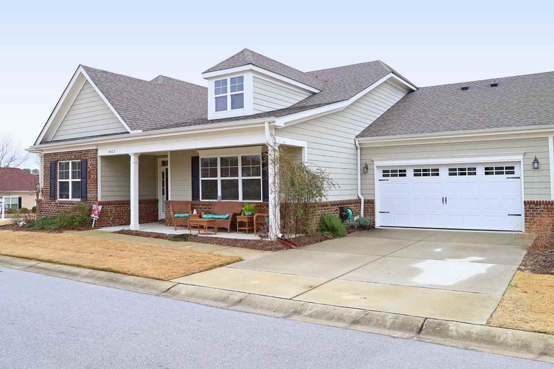 4622 Thorn Leaf Ct, Raleigh, NC 27604