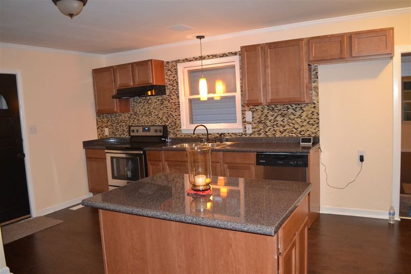 4623 Bragg Rd, Durham, NC 27704
