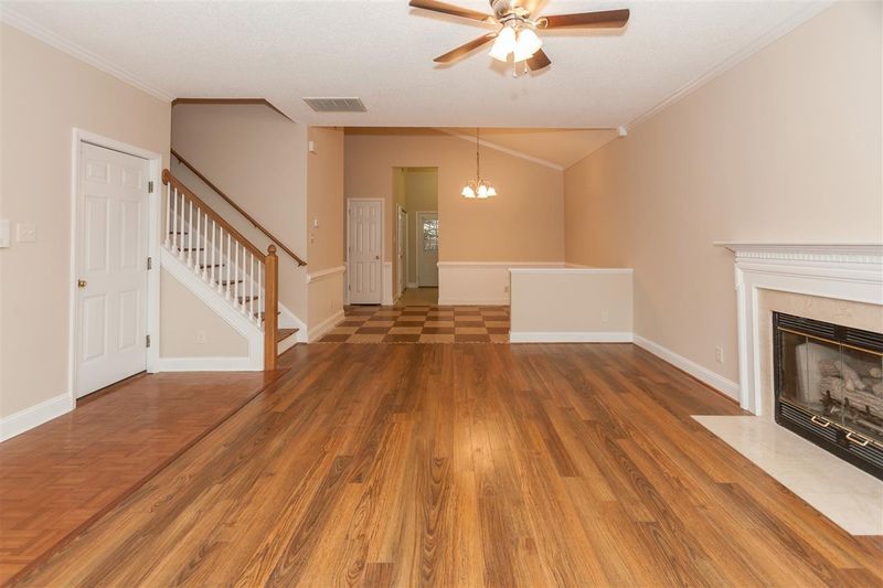 4623 Vendue Range Dr, Raleigh, NC 27604