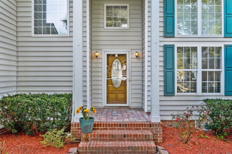 4624 Windmere Chase Dr, Raleigh, NC 27616
