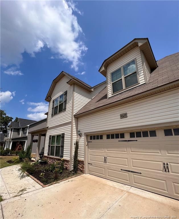 4627 Cedar Pass Dr, Hope Mills, NC 28348