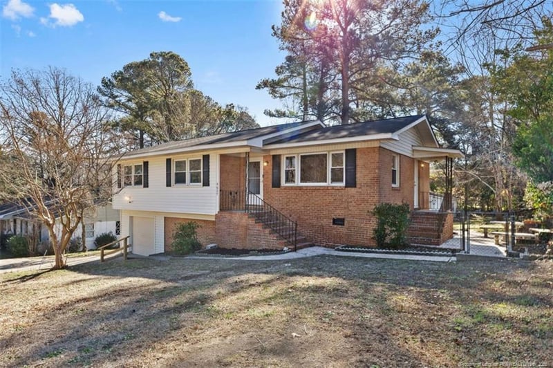 4627 Cheltenham Rd, Fayetteville, NC 28304
