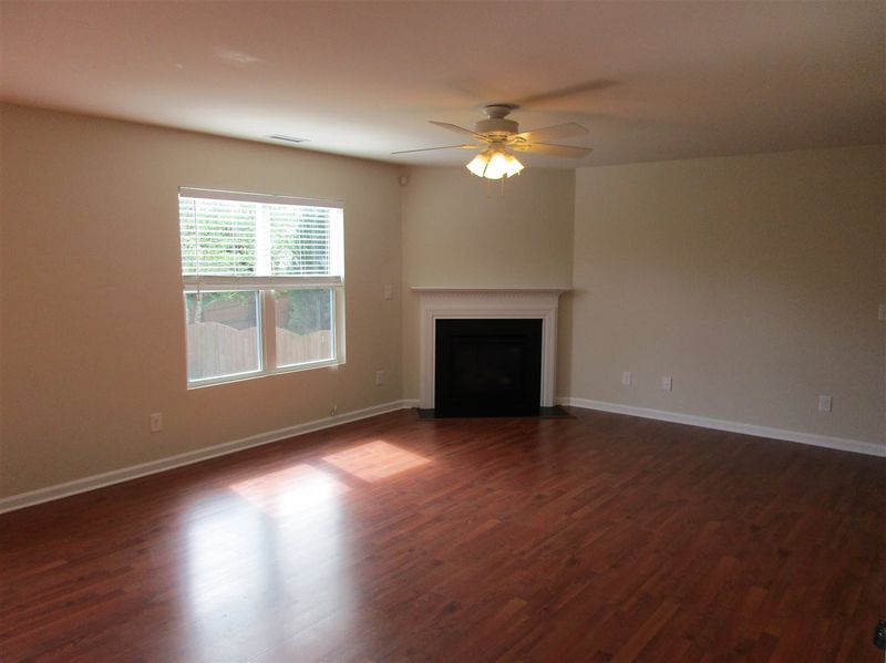 4629 Stonewall Dr, Raleigh, NC 27604