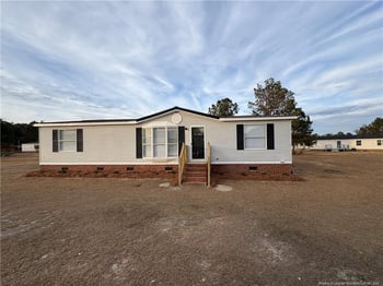 4630 Elite Ct, Hope Mills, NC 28348