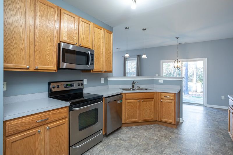 4630 Landover Crest Dr, Raleigh, NC 27616