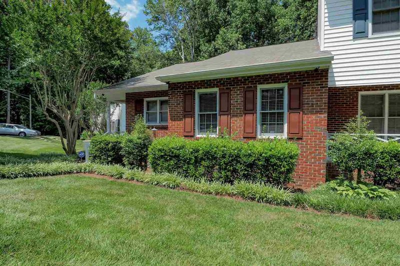 4630 Townesbury Ln, Raleigh, NC 27612
