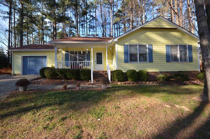 4632 Bayspring Ln, Raleigh, NC 27613
