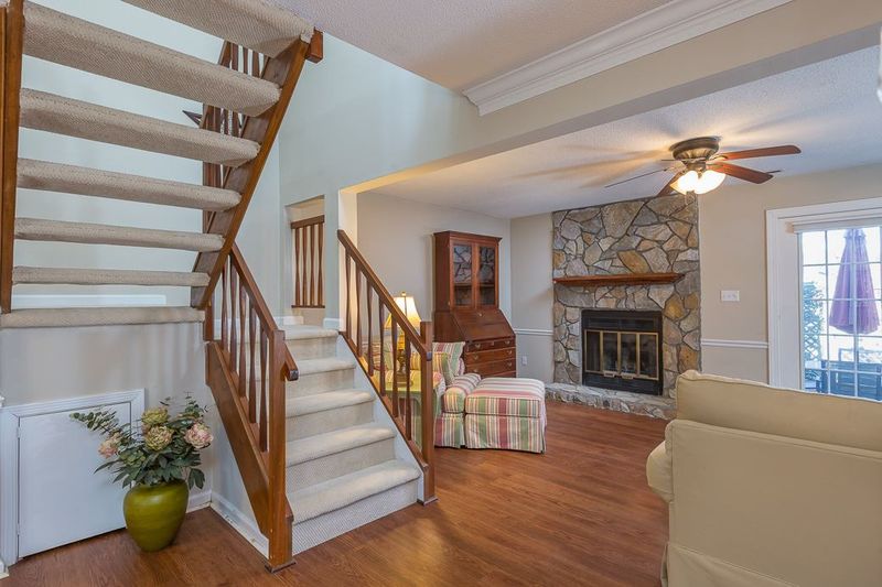 4632 Pine Trace Dr, Raleigh, NC 27613