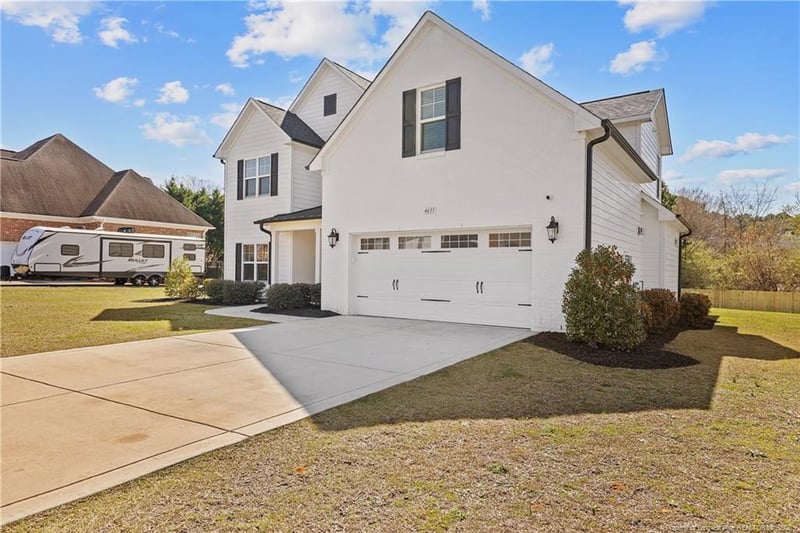 4633 Weaverhall Dr, Fayetteville, NC 28314