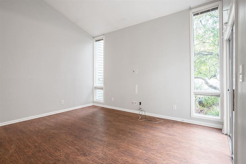 4635 Edwards Mill Rd, Raleigh, NC 27612