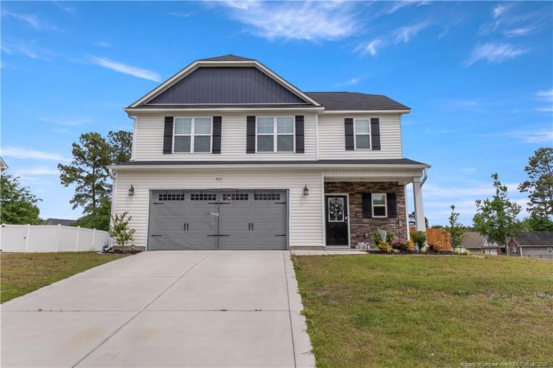 4635 Scenic Pines Dr, Hope Mills, NC 28348