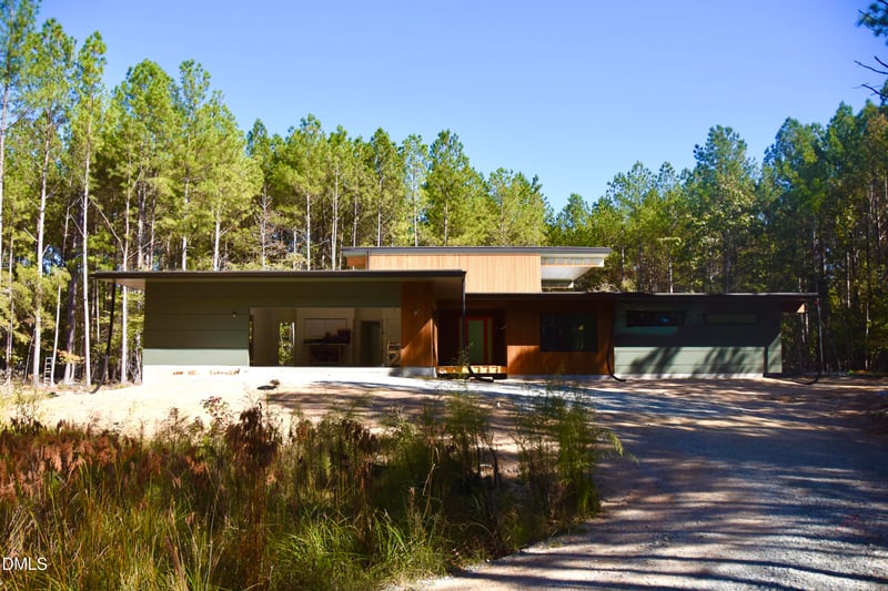 4637 Array Dr, Chapel Hill, NC 27516