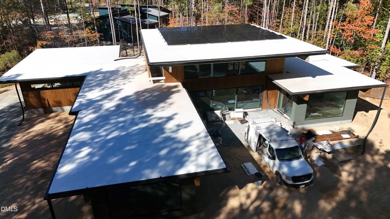 4637 Array Dr, Chapel Hill, NC 27516