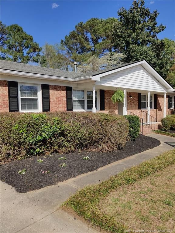 4638 Ashton Rd, Fayetteville, NC 28304