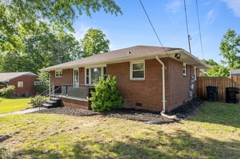 464 Camp Rd, Burlington, NC 27217