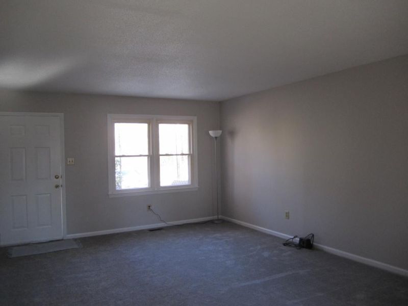 464 Cedar Ln, Mebane, NC 27302