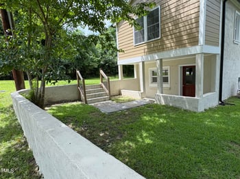 464 Longfellow St, Fuquay Varina, NC 27526