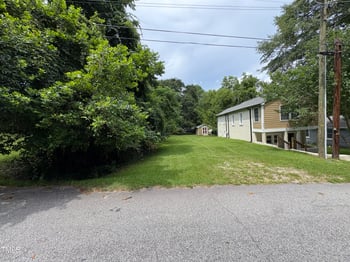 464 Longfellow St, Fuquay Varina, NC 27526