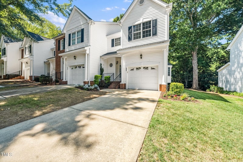 4640 Asterwood Dr, Raleigh, NC 27606