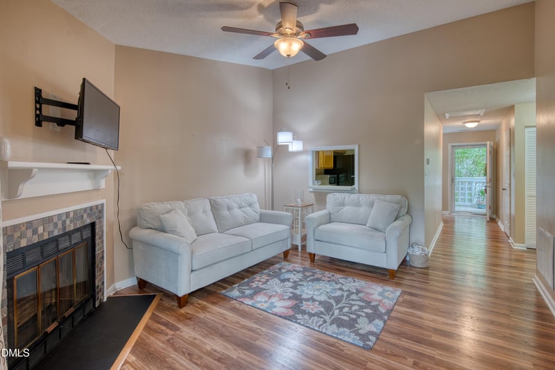4641 Timbermill Ct #302, Raleigh, NC 27612