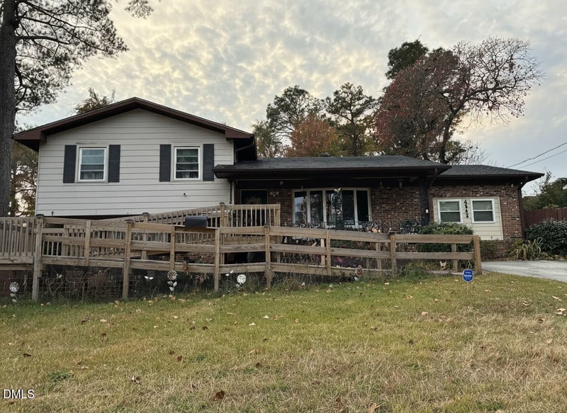 4642 Cheltenham Rd, Fayetteville, NC 28304