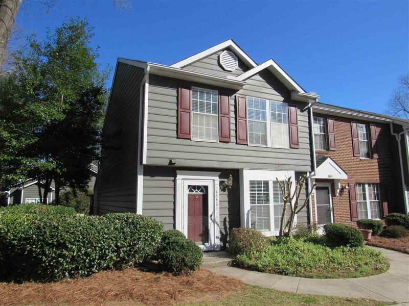 4646 Pine Trace Dr, Raleigh, NC 27613