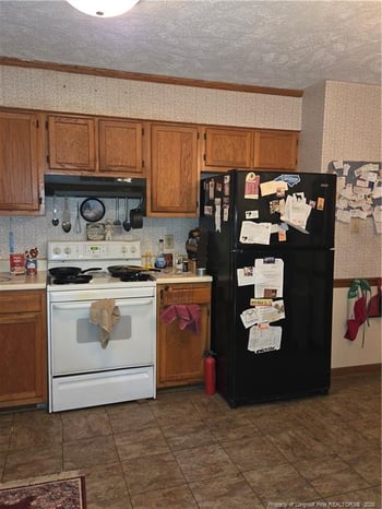 4647 Pennystone Dr, Fayetteville, NC 28306