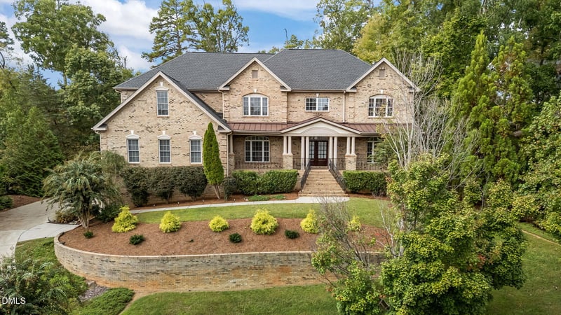 465 Davis Love Dr, Chapel Hill, NC 27517