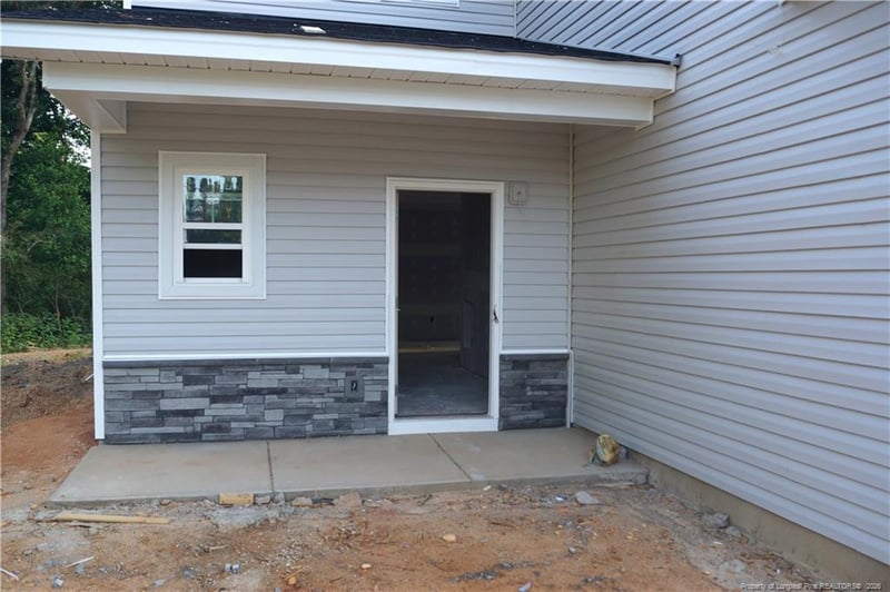 465 Longstreet Rd, Sanford, NC 27331