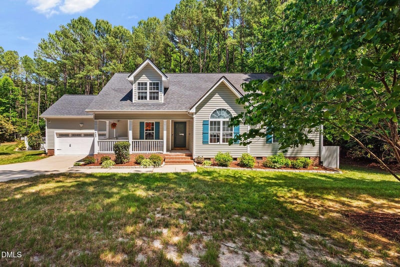 465 Spencers Gate Dr, Youngsville, NC 27596