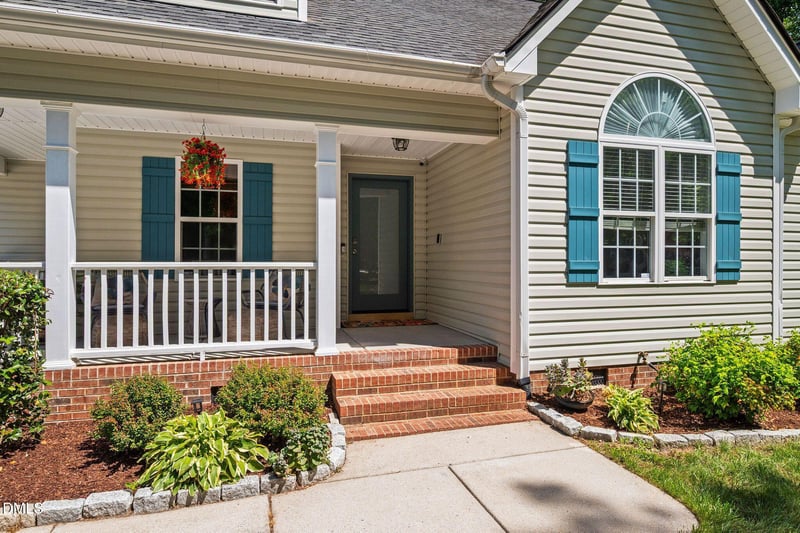 465 Spencers Gate Dr, Youngsville, NC 27596