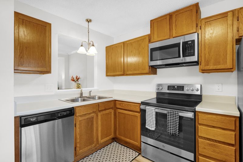 4650 Pine Trace Dr, Raleigh, NC 27613