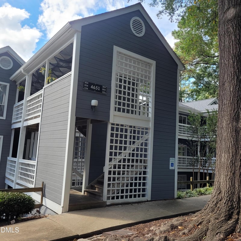 4651 Timbermill Ct #103, Raleigh, NC 27612