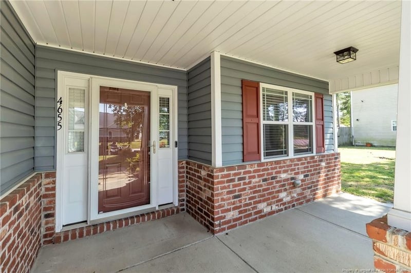 4655 Cedar Pass Dr, Hope Mills, NC 28348