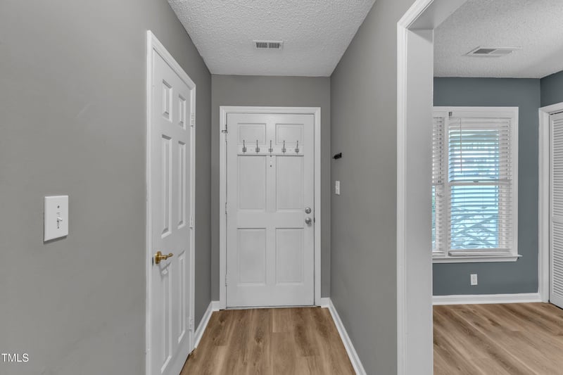 4658 Fawnbrook Cir, Raleigh, NC 27612
