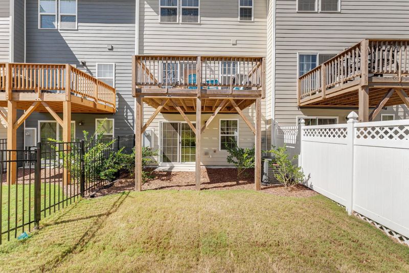 466 Brier Summit Pl, Durham, NC 27703