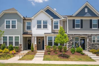466 Channel Drop Dr, Clayton, NC 27520