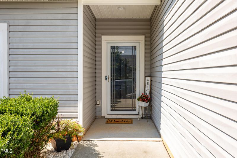 466 Kerriann Ln, Clayton, NC 27520