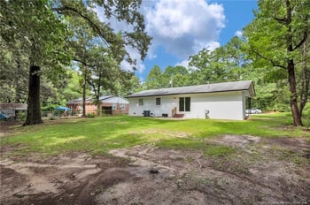 466 Lansdowne Rd, Fayetteville, NC 28314