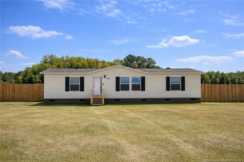 466 Ralph Hunt Blvd, Orrum, NC 28369