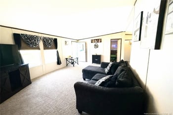 466 Ralph Hunt Blvd, Orrum, NC 28369