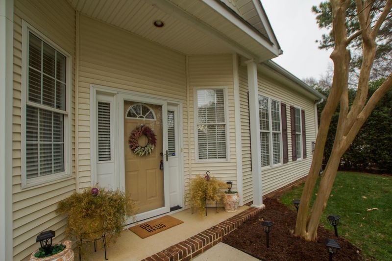 4660 Pooh Corner Dr, Raleigh, NC 27616