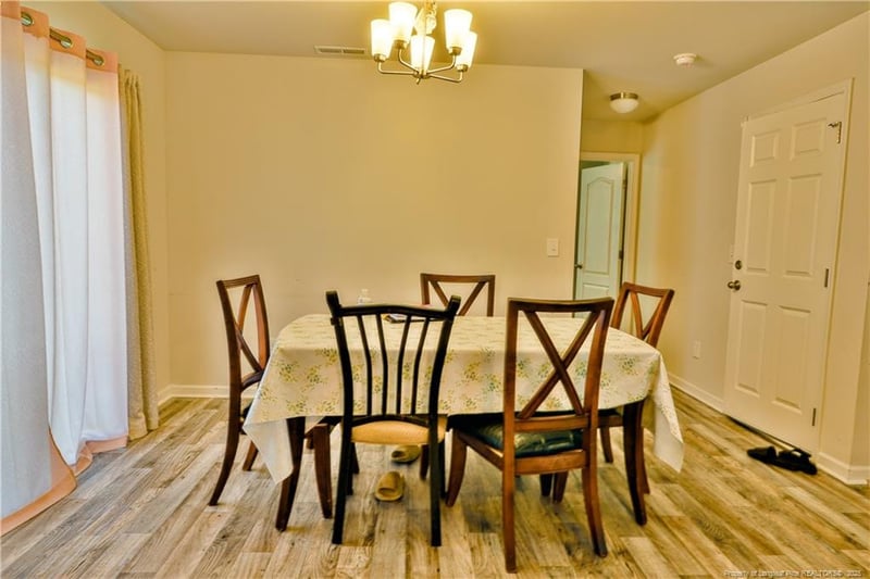 4663 Revelstroke Rd, Hope Mills, NC 28348