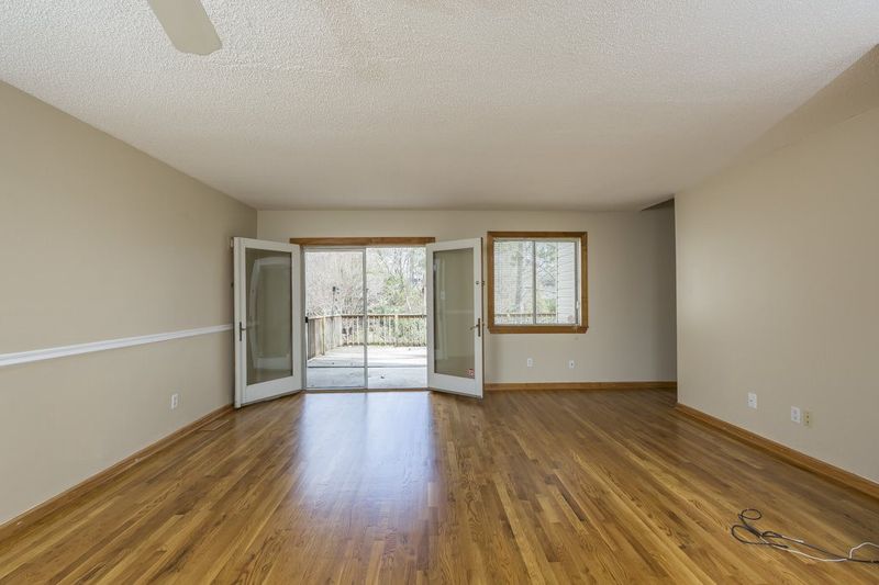 4664 Grinding Stone Dr #304, Raleigh, NC 27604