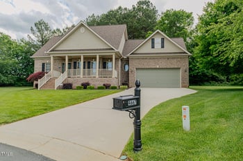 4667 Freedom Dr, Burlington, NC 27215