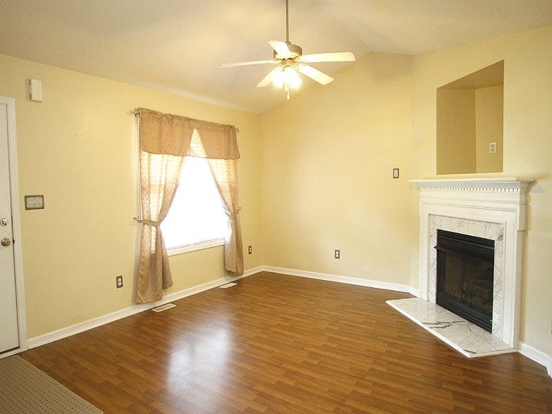 467 Sommerset Dr, Clayton, NC 27520