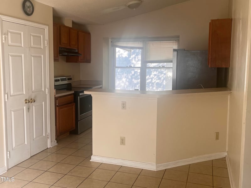 468 Dickens Dr, Raleigh, NC 27610