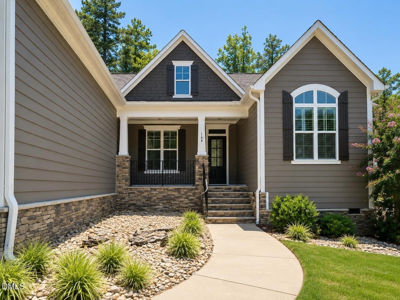 468 Rockport Dr, Clayton, NC 27527