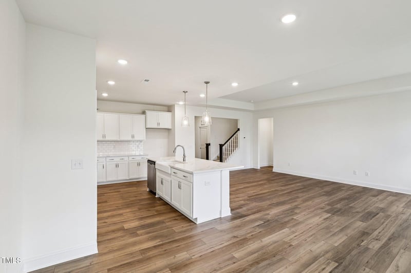 468 Winding Creek Dr, Lillington, NC 27546